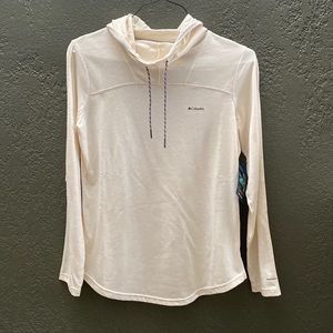 NWT omni wick cream cowl neck